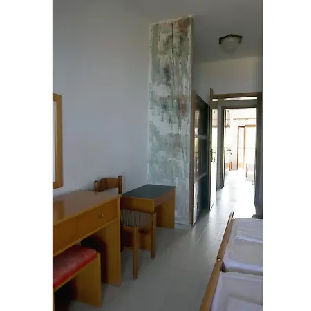 Art Panorama بيرغاديكيا