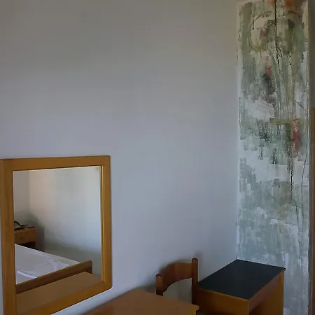 فندق Art Panorama بيرغاديكيا